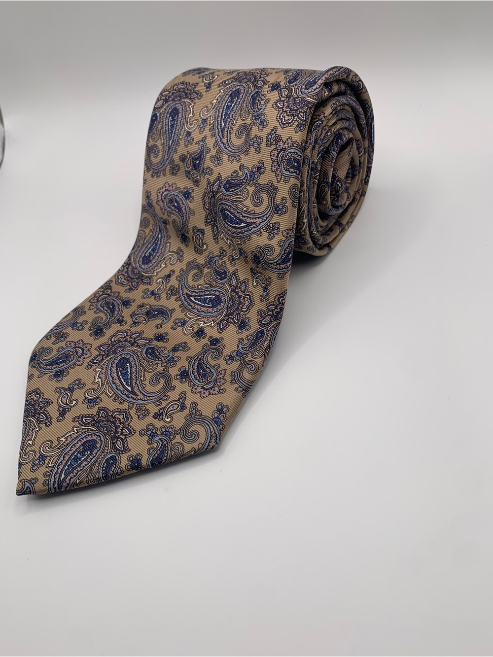 Classic Beige Paisley Men's Tie - Blue Paisley Pattern